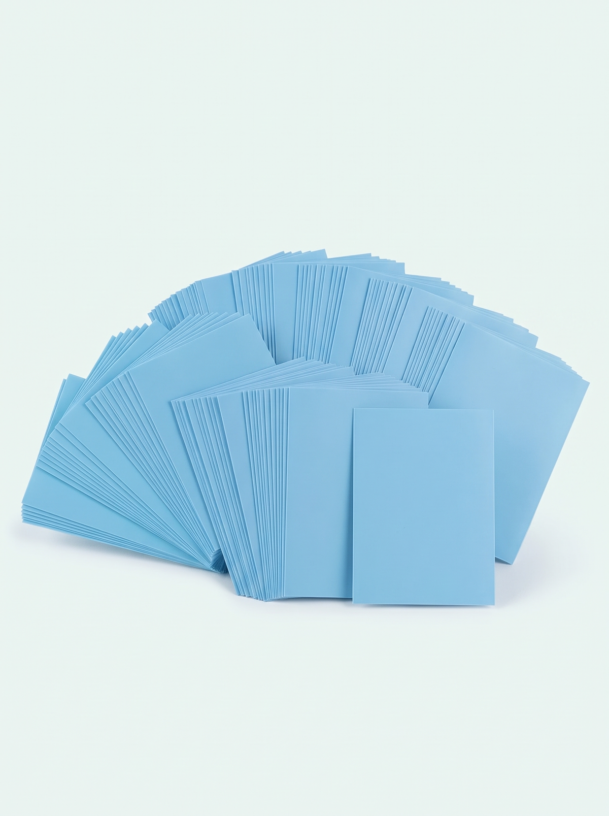100 sleeves format japonais bleu clair